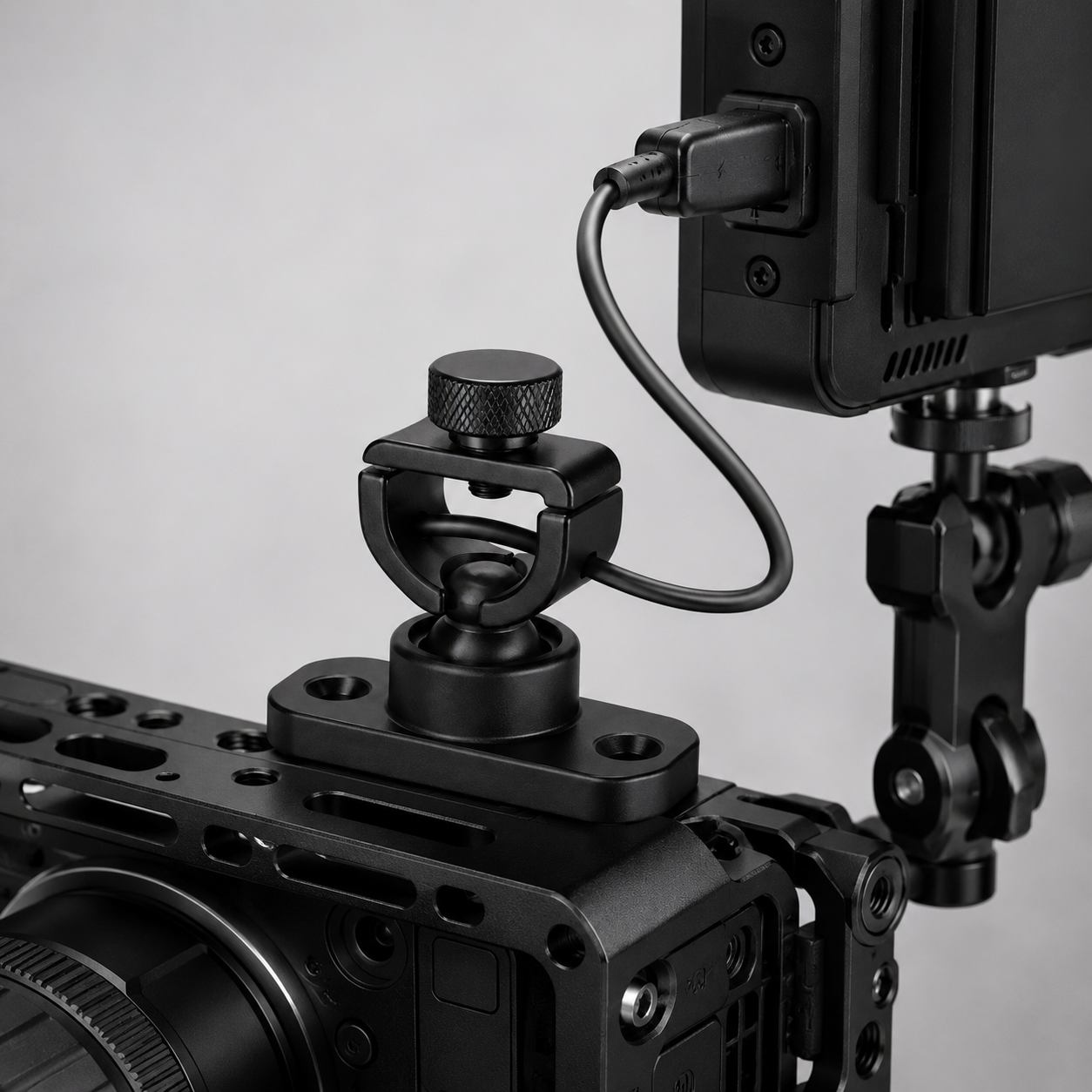 LoauYee™ PivotNest Cable Clamp